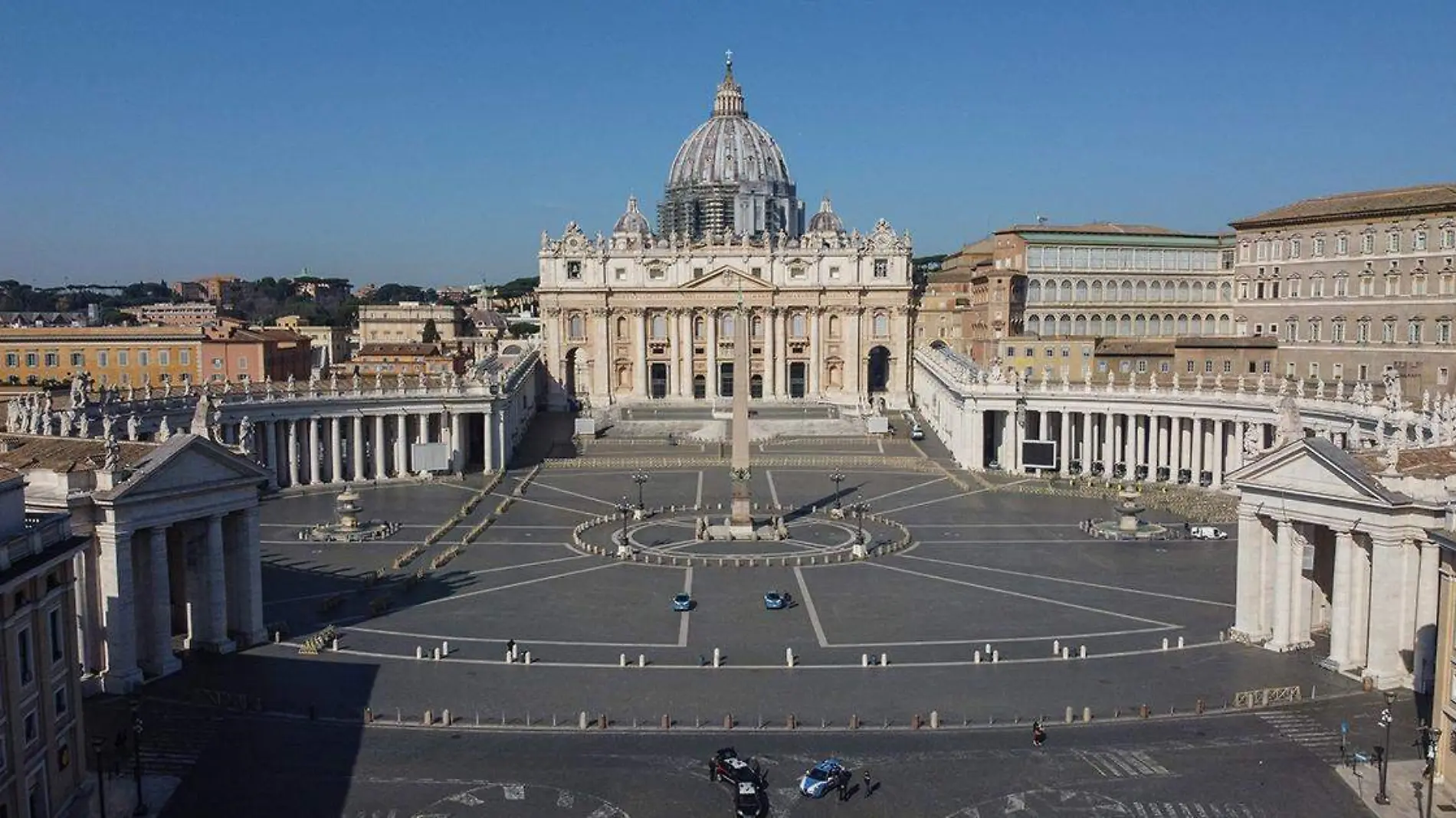 Hablar del Vaticano podría pensarse como un lugar fuera de los escándalos de una ciudad común